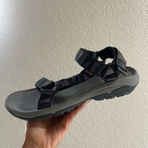 Mens teva sandals